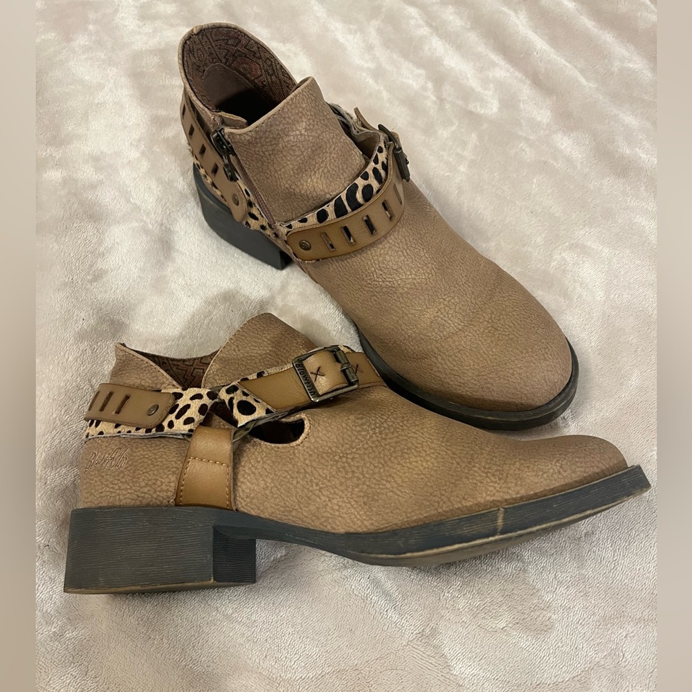 Women’s strapped chunky heel cheetah boots